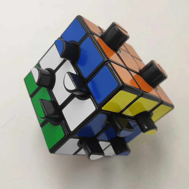 Evgeniy Button Cube 2 Holes 1/2 1/4 Black Cube