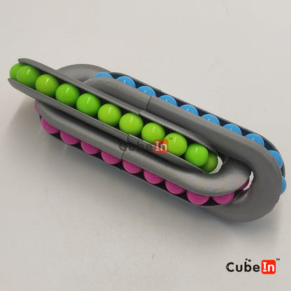 Oskar Over & Under 3-loop Chain Puzzle