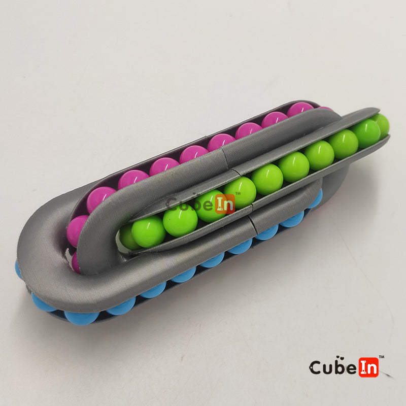 Oskar Over & Under 3-loop Chain Puzzle