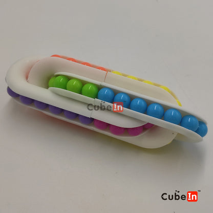 Oskar Over & Under 3-loop Chain Puzzle