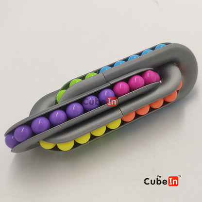 Oskar Over & Under 3-loop Chain Puzzle