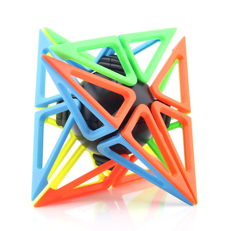 Internal core view of LimCube Framework Pyraminx during rotation