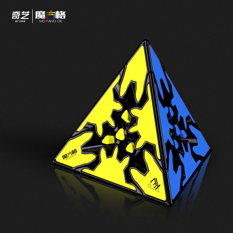 Qiyi Gear Cube Ball Column 3x3 Pyraminx