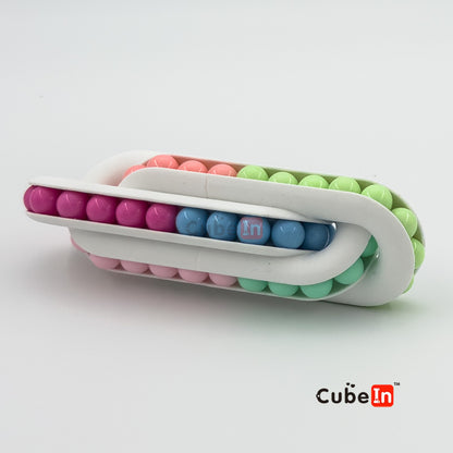 Oskar Over & Under 3-loop Chain Puzzle